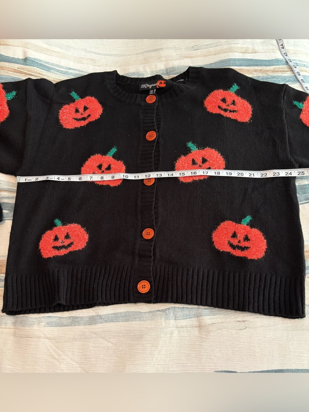 Halloween Sweater by 33 Degrees Black Pumpkin Sparkly Knit Cardigan Sweater EUC! - Picture 6 of 7